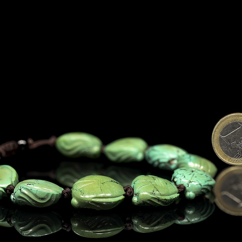 Pulsera con diez cuentas de turquesa tallada, dinastía Zhou oriental