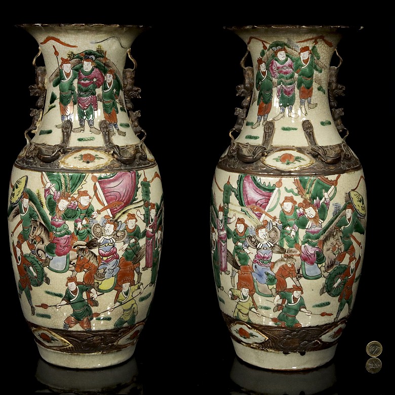 Pair of vases with warriors, Nanking, Qing Dynasty