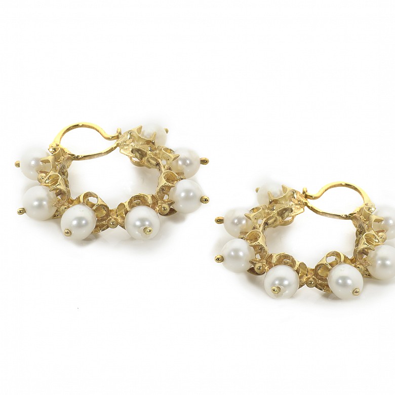 Pendientes en oro amarillo 18 k y perlas