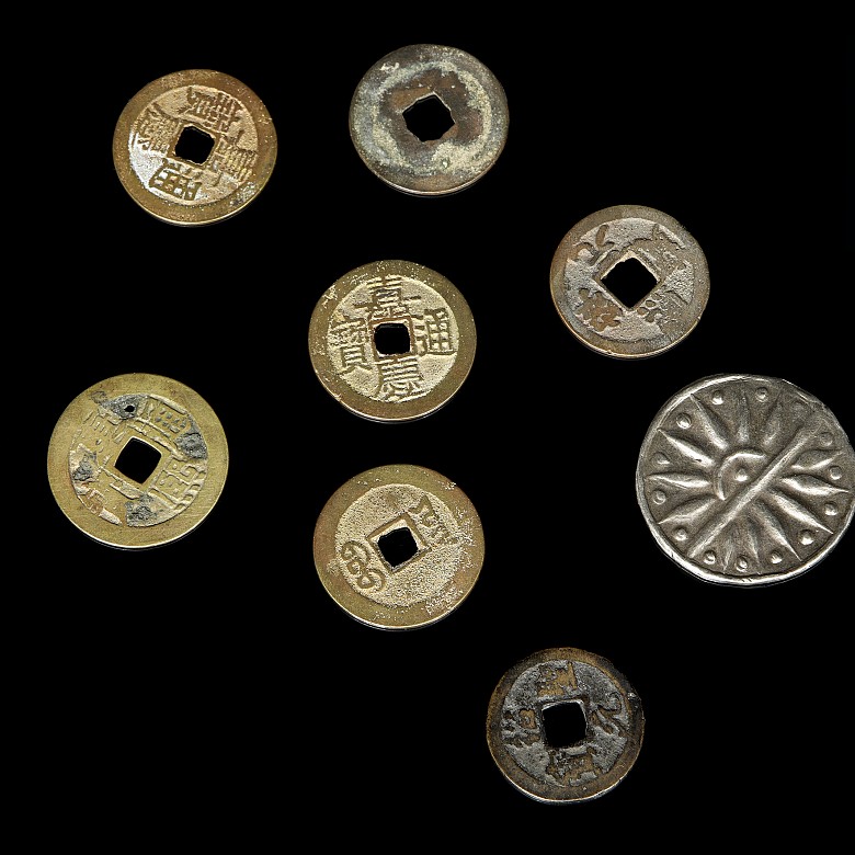 Lot of eight coins, Asia