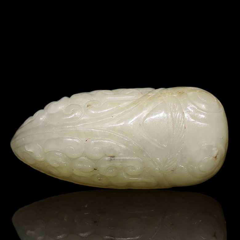 Carved jade figurine 