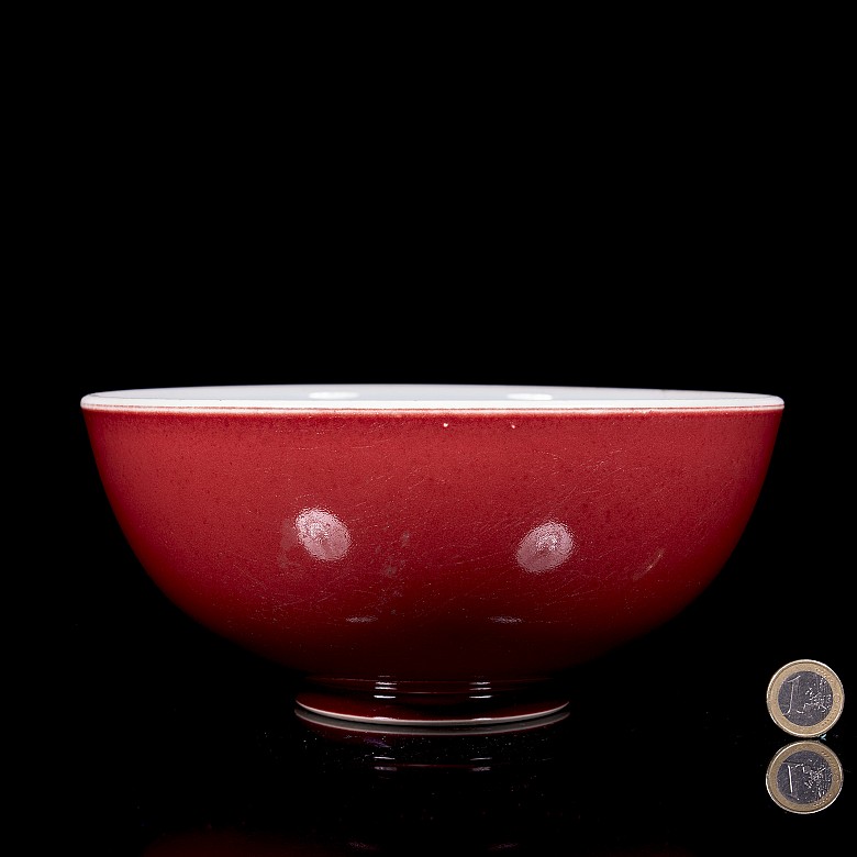 Large red glazed porcelain bowl, Qing dynasty