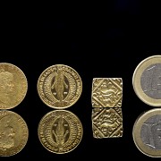 Three gold medal coins ( 19th-20th century)