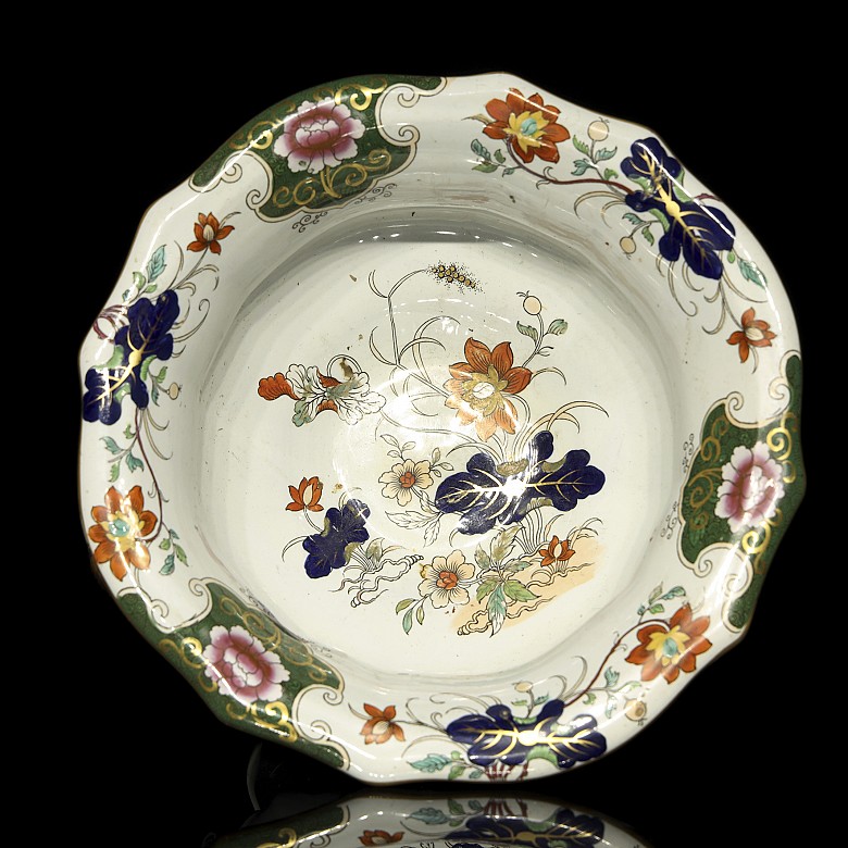 Ironstone ‘Porcelain fruit bowl’, 19th century