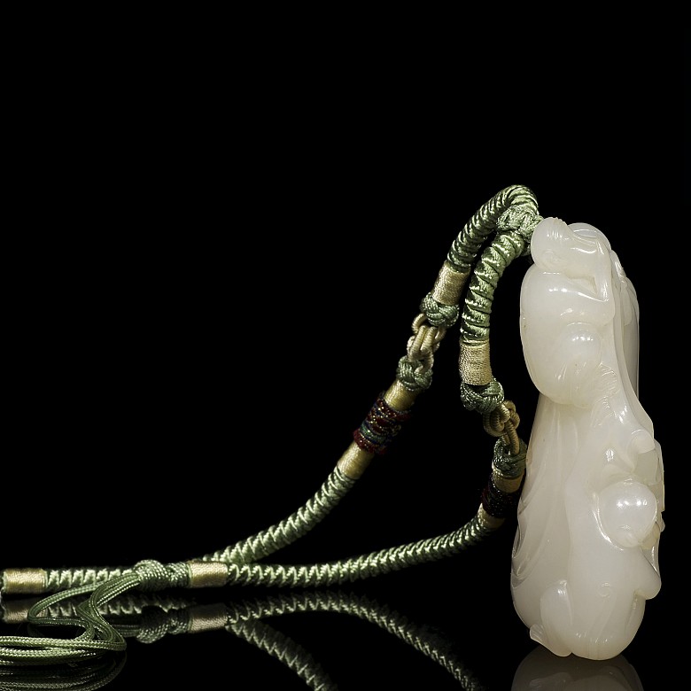 Jade pendant 'monkeys', Qing dynasty, Qianlong