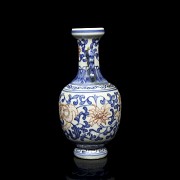 Small porcelain vase “Beast and lotus” with mark on base - 9