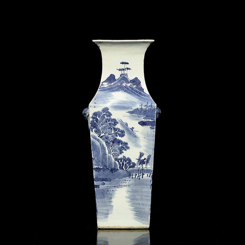 Quadrangular ‘Scene’ vase, Qing dynasty