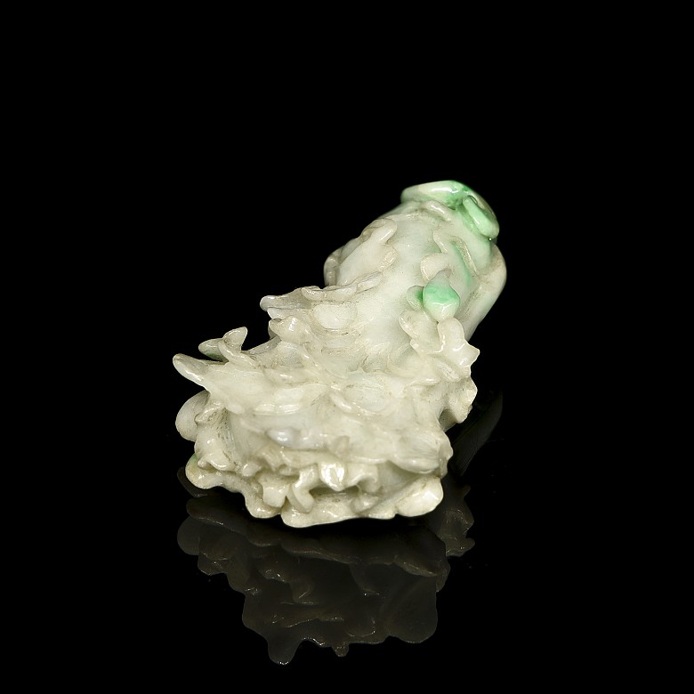 Natural jadeite necklace ‘Col’, Qing dynasty