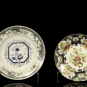 Two English porcelain dishes, Chinese style, 19th-20th century