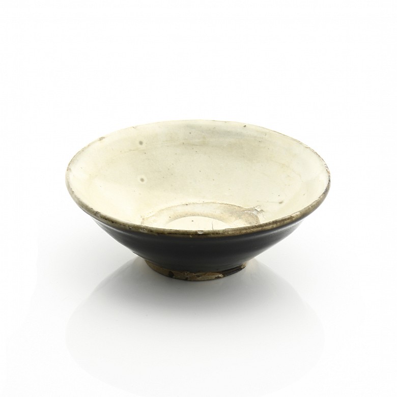 Song style ceramic bowl.