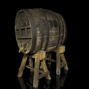 Oval barrel with stand