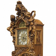 Italian standing clock with cherubim, 20th century