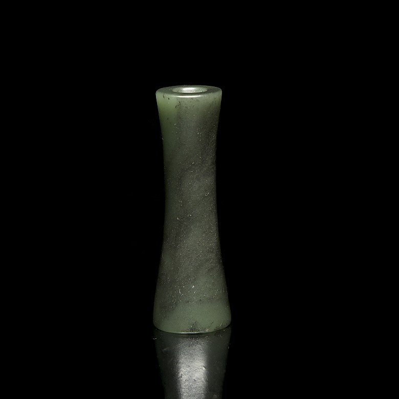 Green jade pendant, Han style