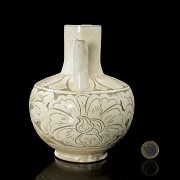 Ceramic ‘Cizhou’ jug, Song dynasty