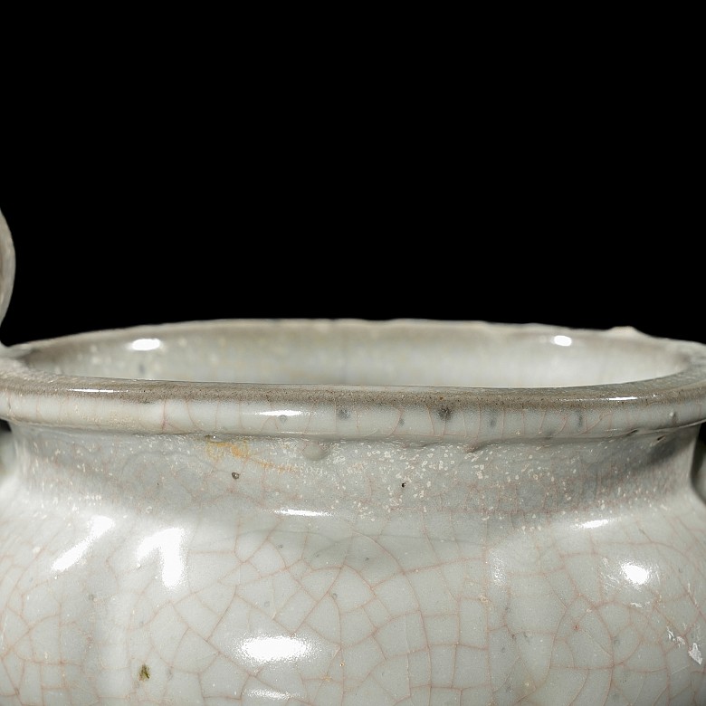 Yuan-style ‘Guan’ glazed ceramic censer