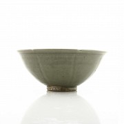 Yuan style ceramic bowl.