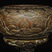 Carved wooden chenxiangmu ritual censer, Qing dynasty