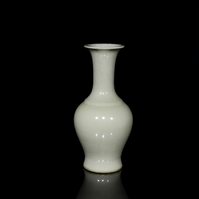 Jarrón blanco de porcelana vidriada, S.XX - 2