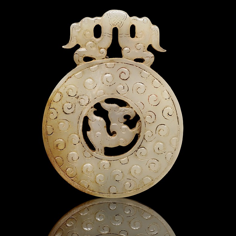 Carved jade 'bi' plaque, Western Han dynasty