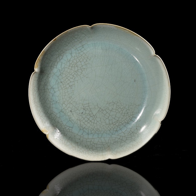 Celadon ware lobed dish, Song Dynasty