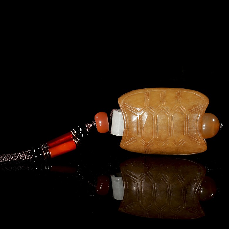 Carved jade ‘Turtle’ pendant, Qing dynasty