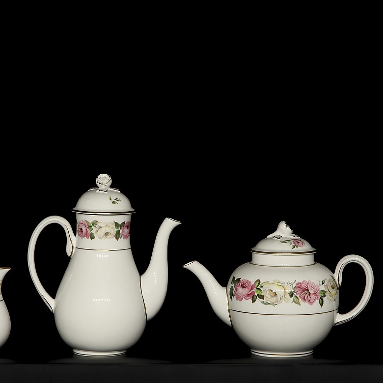 Tea and coffee set, Royal Worcester, 20th century