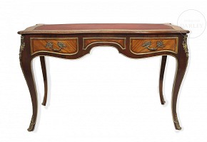 Louis XV style wooden writing desk, 20th century