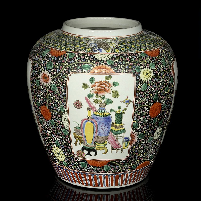 Porcelain enamelled vase, 20th century