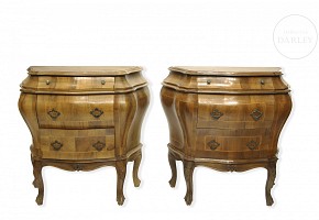 Pair of ‘Rococo’ wooden chests of drawers, Italian style, 20th century