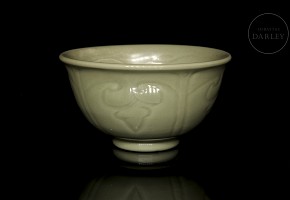 Glazed ceramic bowl, Song style