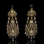 Long earrings with crystal stones