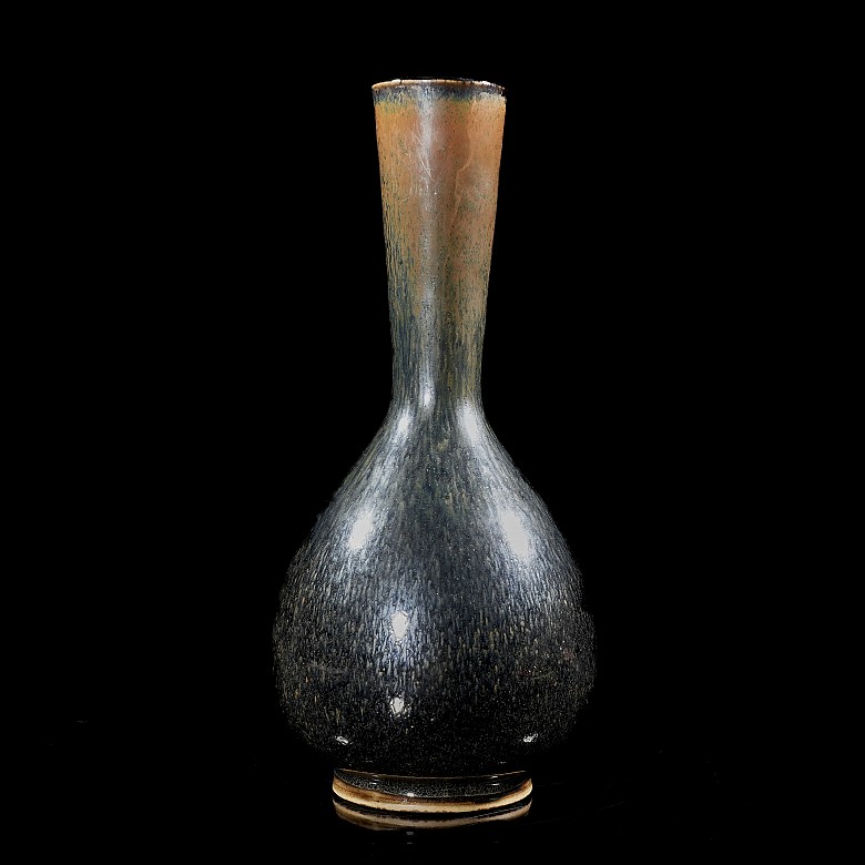 Brown and black glazed porcelain vase, Jin dynasty