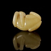 Carved jade animal, Qing dynasty