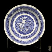 Porcelain dish with blue and white decorations, 20th century