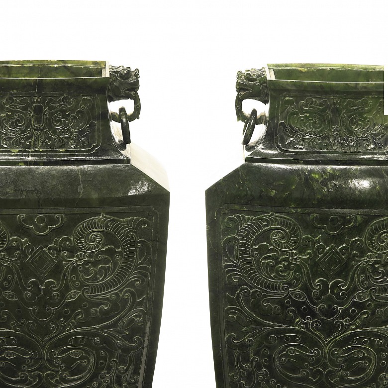 Pair of large vases, 20th century