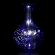 Jarrón de cristal azul, dinastía Qing, Qianlong