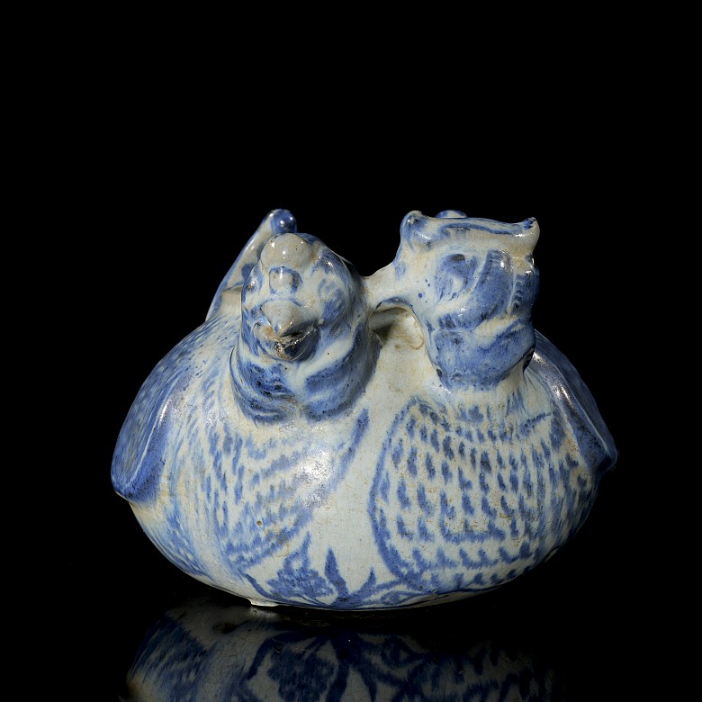 Porcelain-glazed  brush container ‘Mandarin Ducks’, Ming dynasty