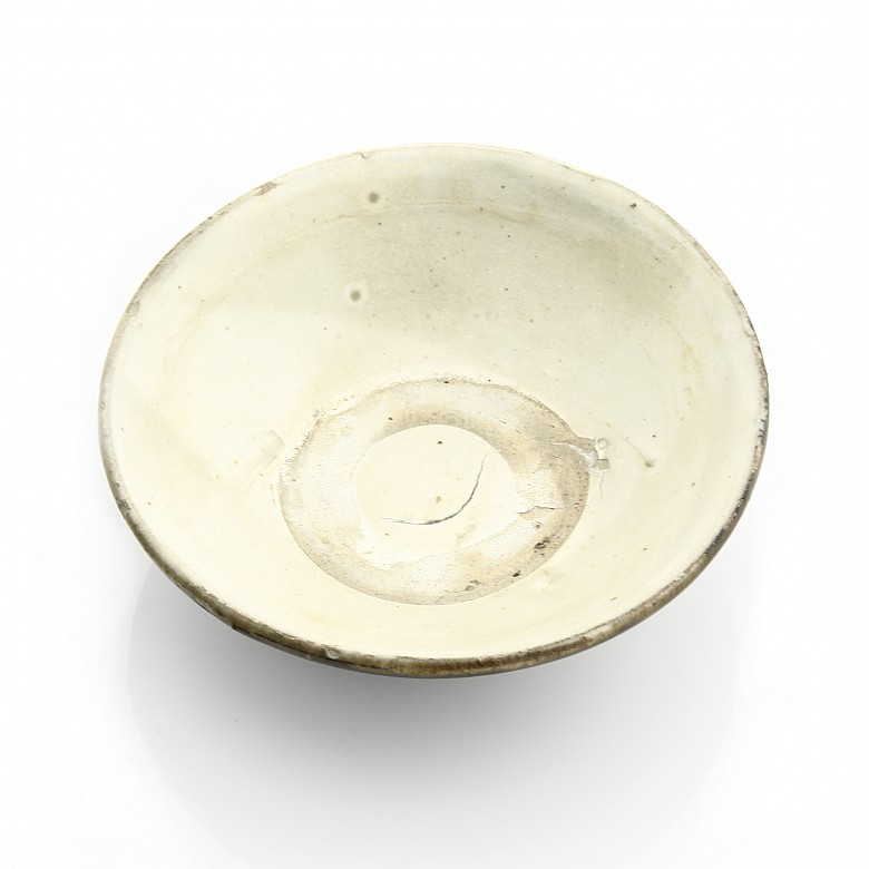 Song style ceramic bowl.