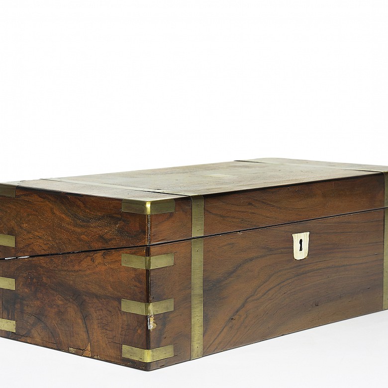 Writing desk in mahogany and brass, 19th century