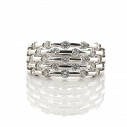 Ring in 18k white gold and diamonds