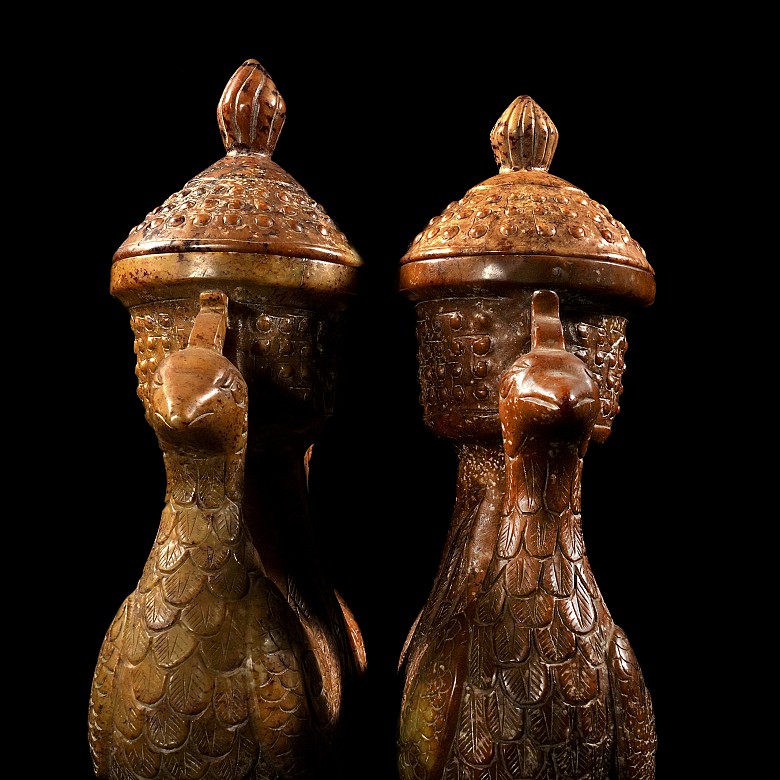 Pair of stone vessels ‘Birds’, Han style