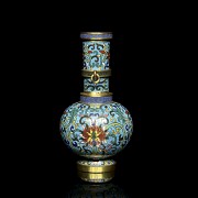 Small vase with cloisonné enamel, Qing dynasty