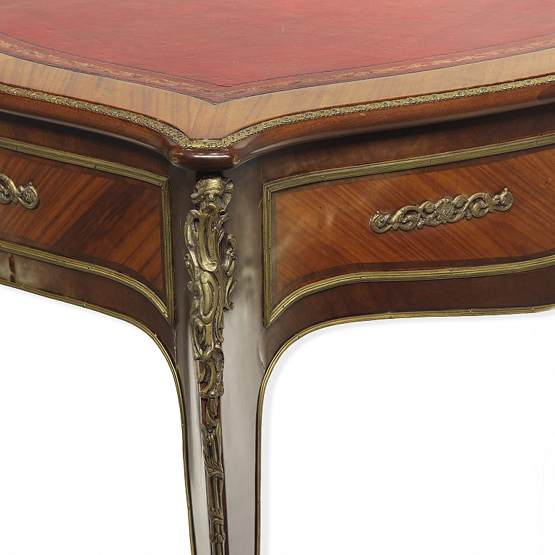 Louis XV style wooden writing desk, 20th century