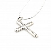 White gold cross, with diamonds