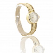 Girard Perregaux ladies wristwatch in 18k gold