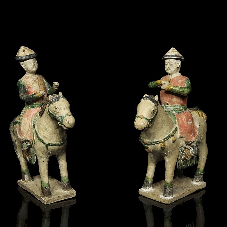 Pair of ceramic horsemen, Ming dynasty