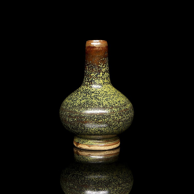 Small glazed ceramic vase, Song style - 1