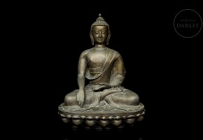 Large Asian metal Buddha, 20th century