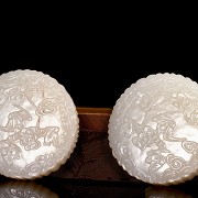 Pair of jade ‘Bats’ plaques, Qing dynasty