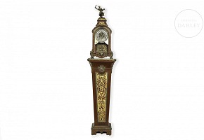 Louis XV style two-part clock, 20th century